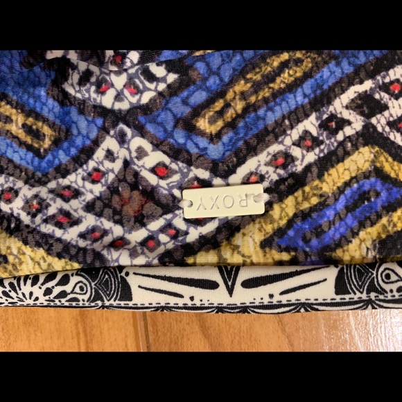 Reversible Roxy swimsuit - Picture 7 of 7